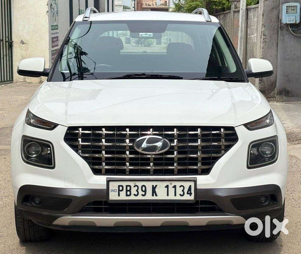 Hyundai Venue, 2022, Petrol