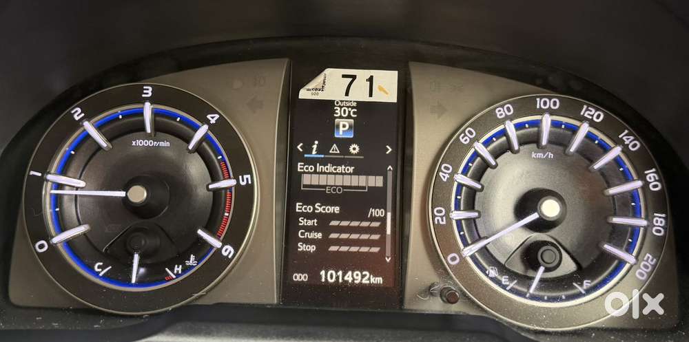 Toyota Innova Crysta 2.8 Zx At 7 Seater, 2016, Diesel