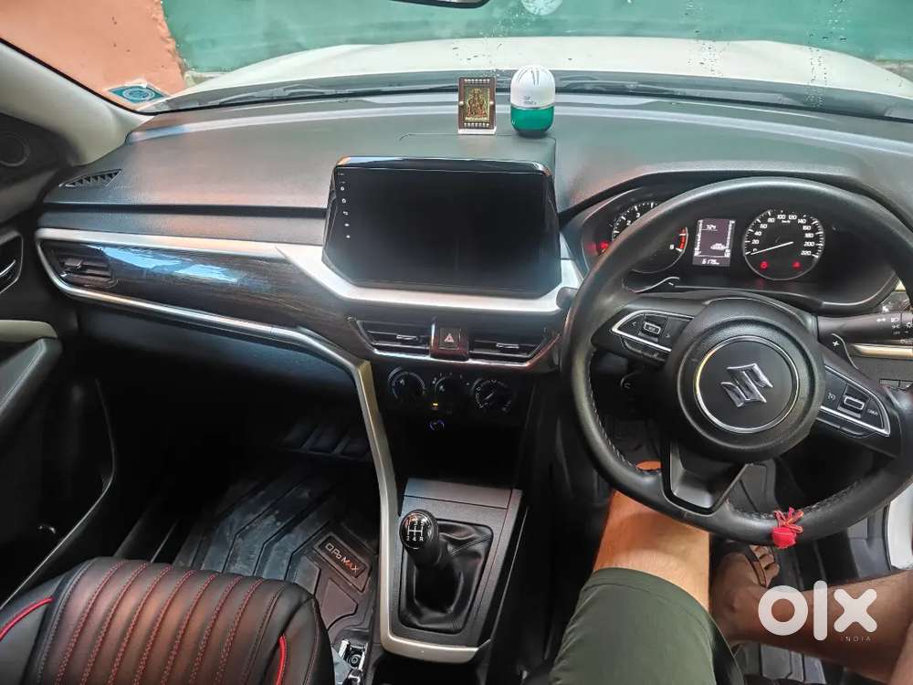 Urgent Sell Brezza Lxi Petrol 2024