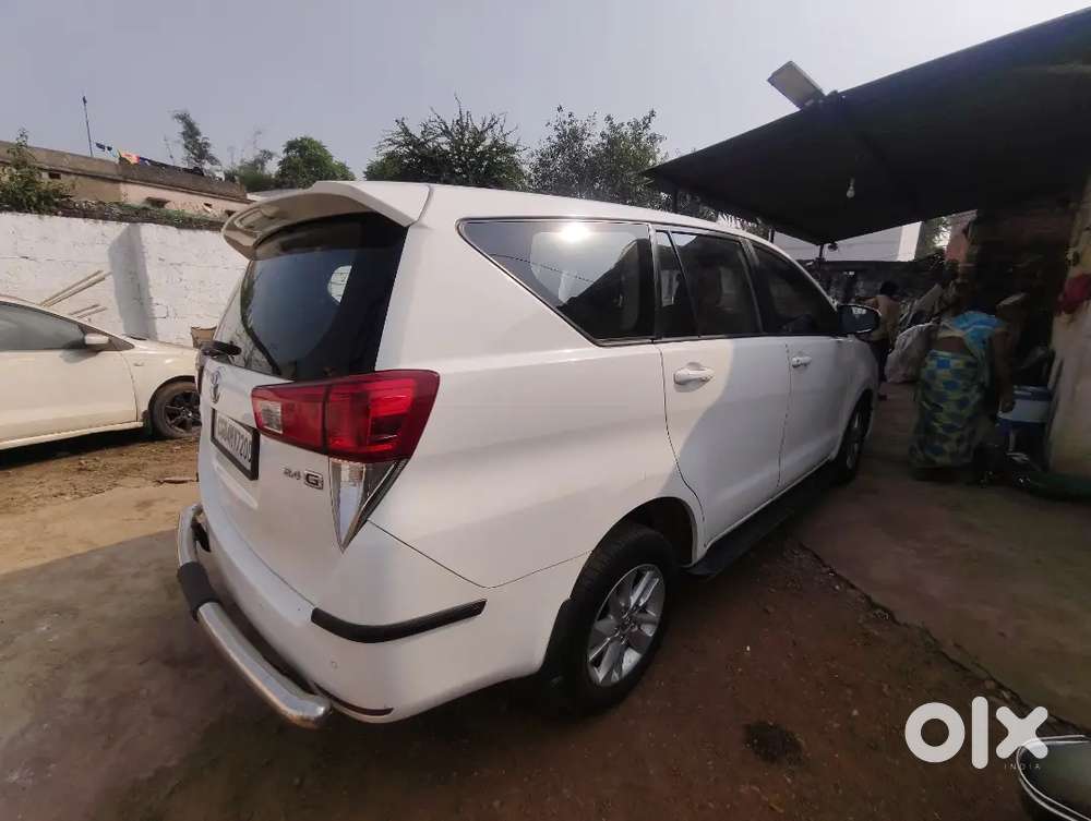 Toyota Innova Crysta 2019