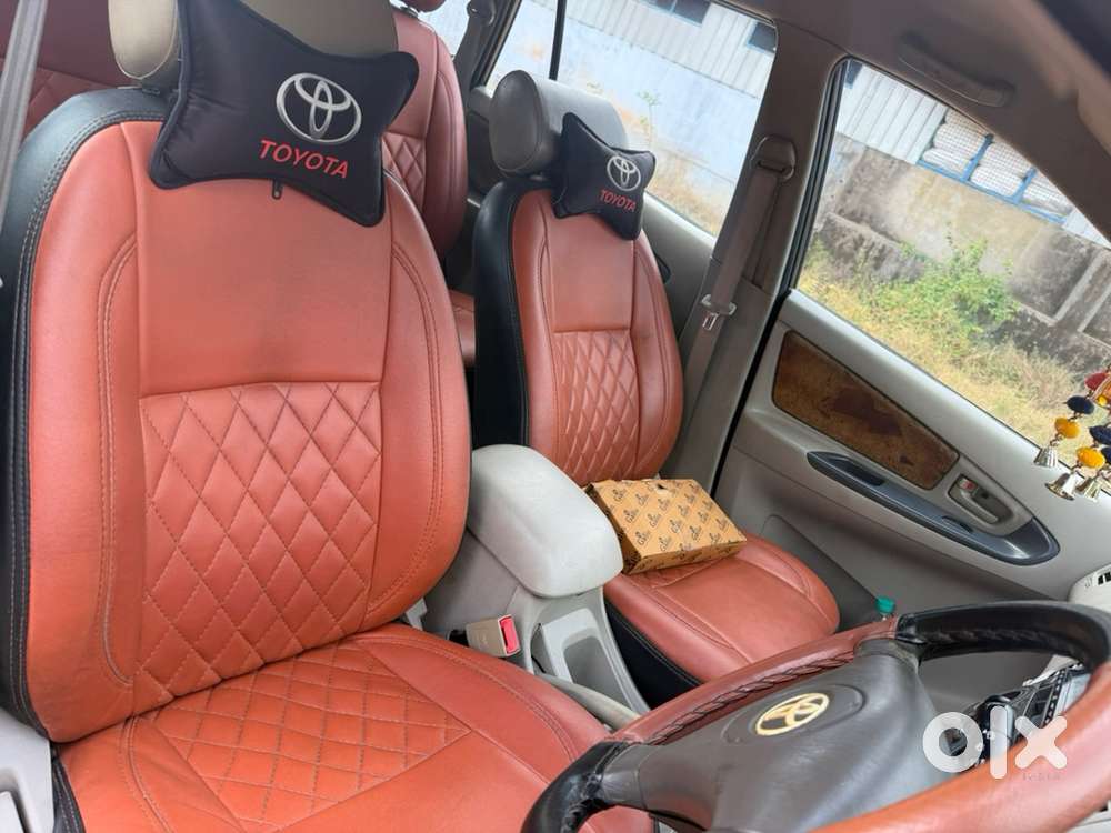 Toyota Innova 2.5 G1 2012