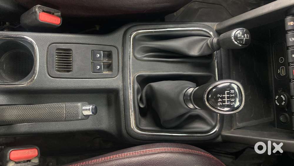 Mahindra Thar Lx Hard Top Diesel Mt 4wd, 2022, Diesel