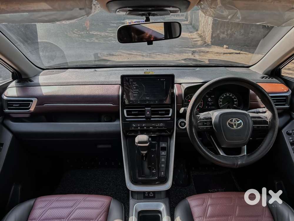 Toyota Innova Hycross Gx (o), 2024, Petrol