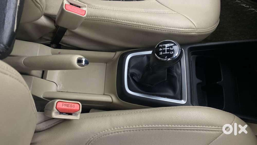 Maruti Suzuki Swift Dzire 1.2 Vxi Bsiv, 2018, Petrol