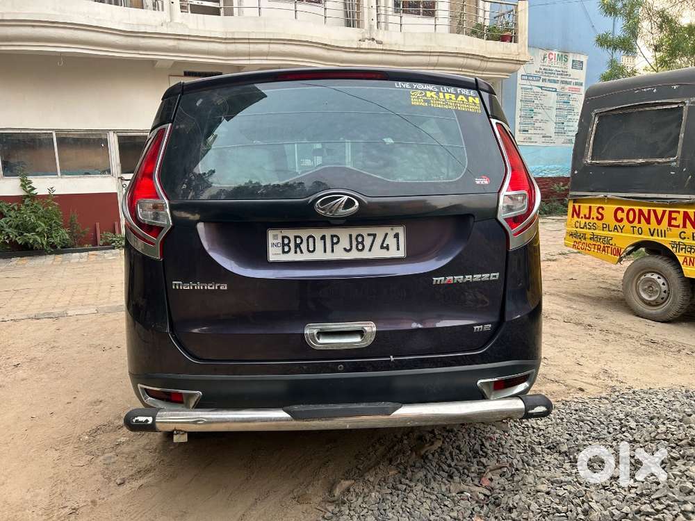 Mahindra Marazzo