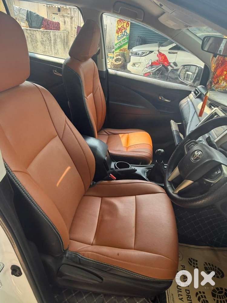 Toyota Innova Crysta 2016 Diesel 272000 Km Driven