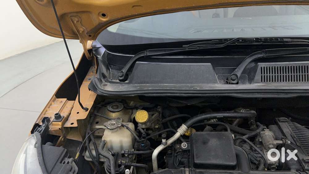 Renault Triber Rxz, 2019, Petrol