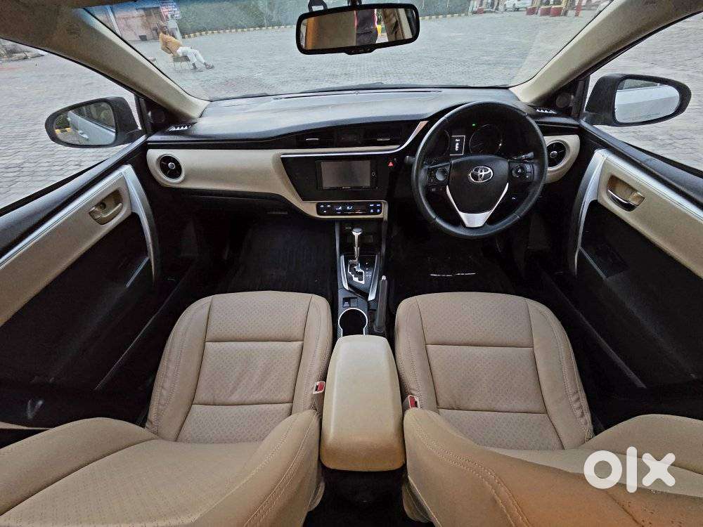 Toyota Corolla Altis 1.8 G Cvt, 2018, Petrol
