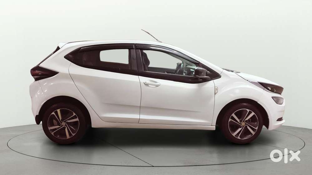 Tata Altroz Xz, 2020, Petrol