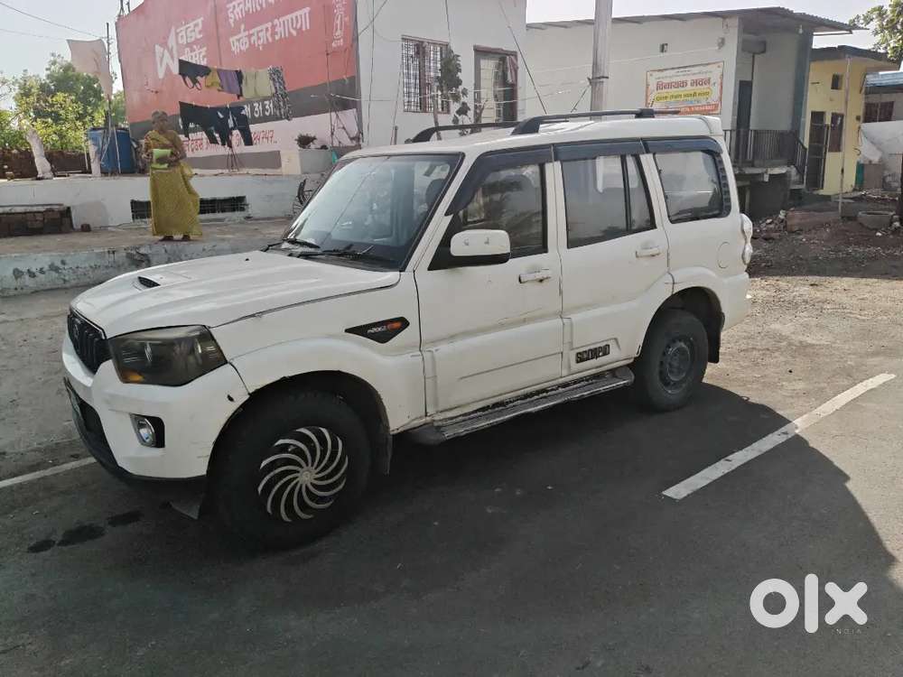 Mahindra Scorpio 2015