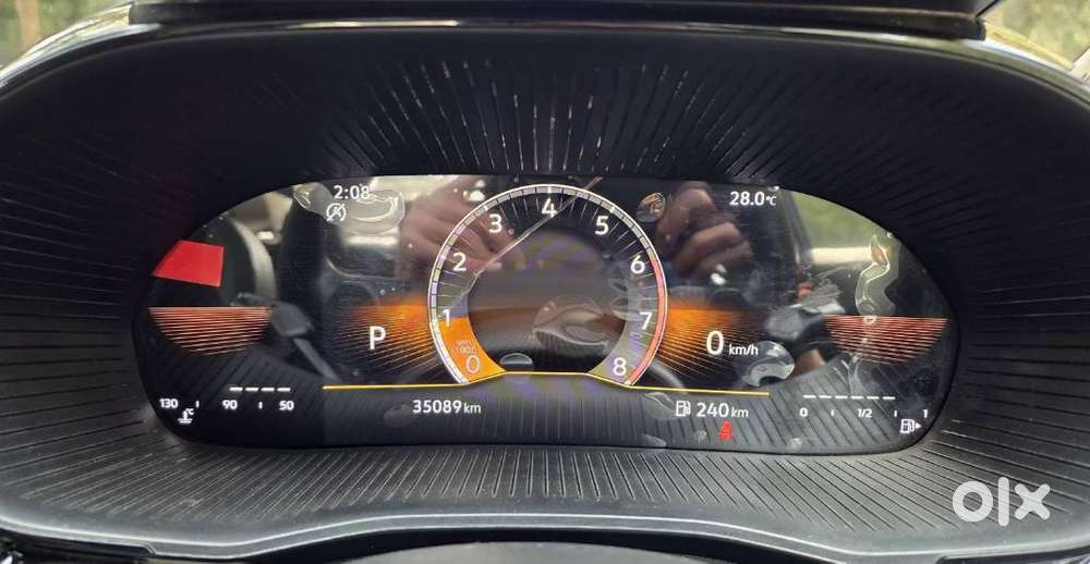 Skoda Slavia 1.0 Tsi Style At, 2023, Petrol