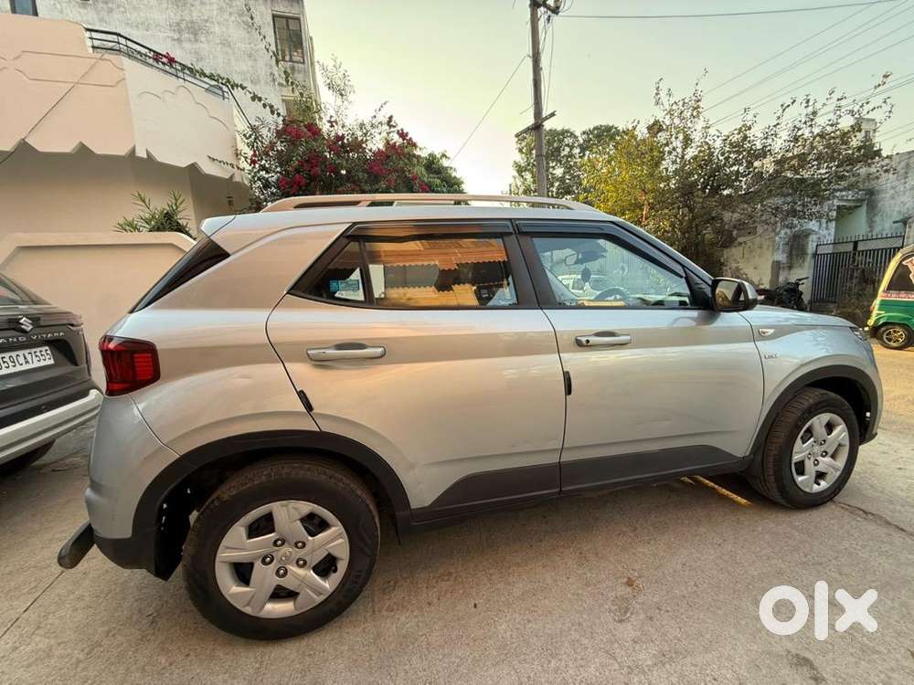 Hyundai Venue 2020 Petrol Good Condition