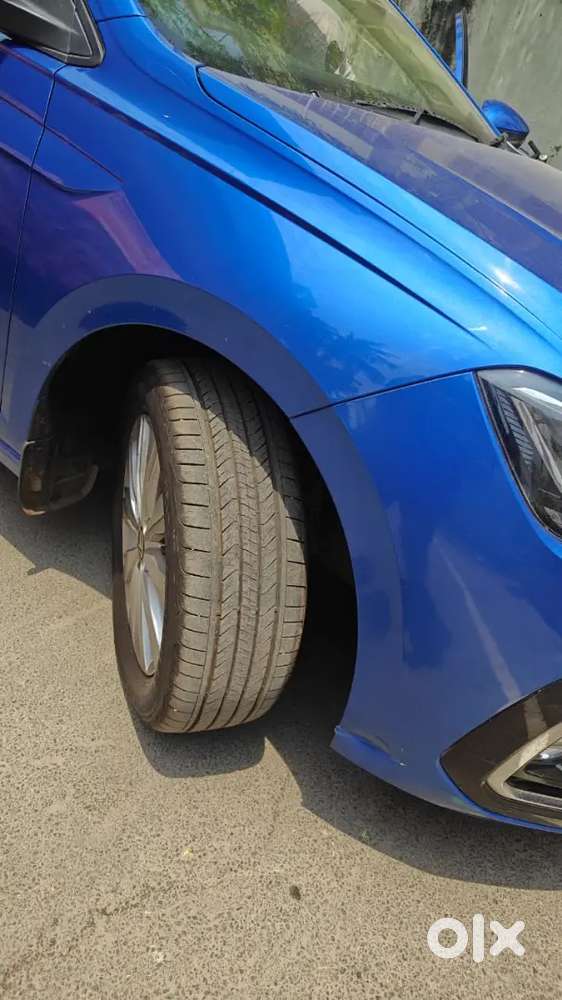 Volkswagen Vitrus Highline Single Owner Company Service Maintenance