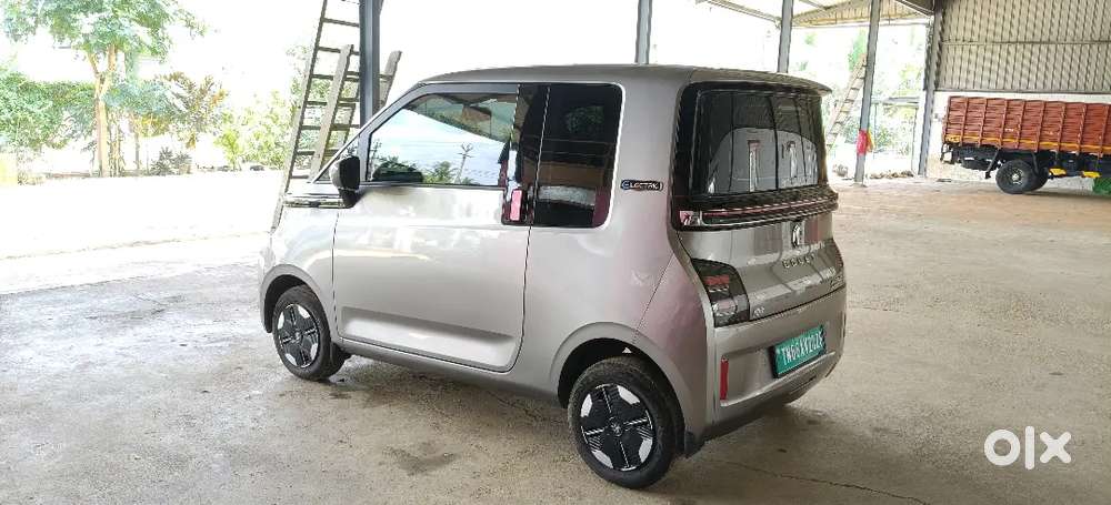 Mg Comet Ev 2025 Electric 2900 Km Driven