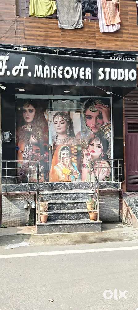 F.A makeover studio for sell.