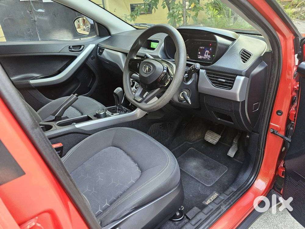Tata Nexon 1.2 Revotron Xma Amt (s), 2022, Petrol