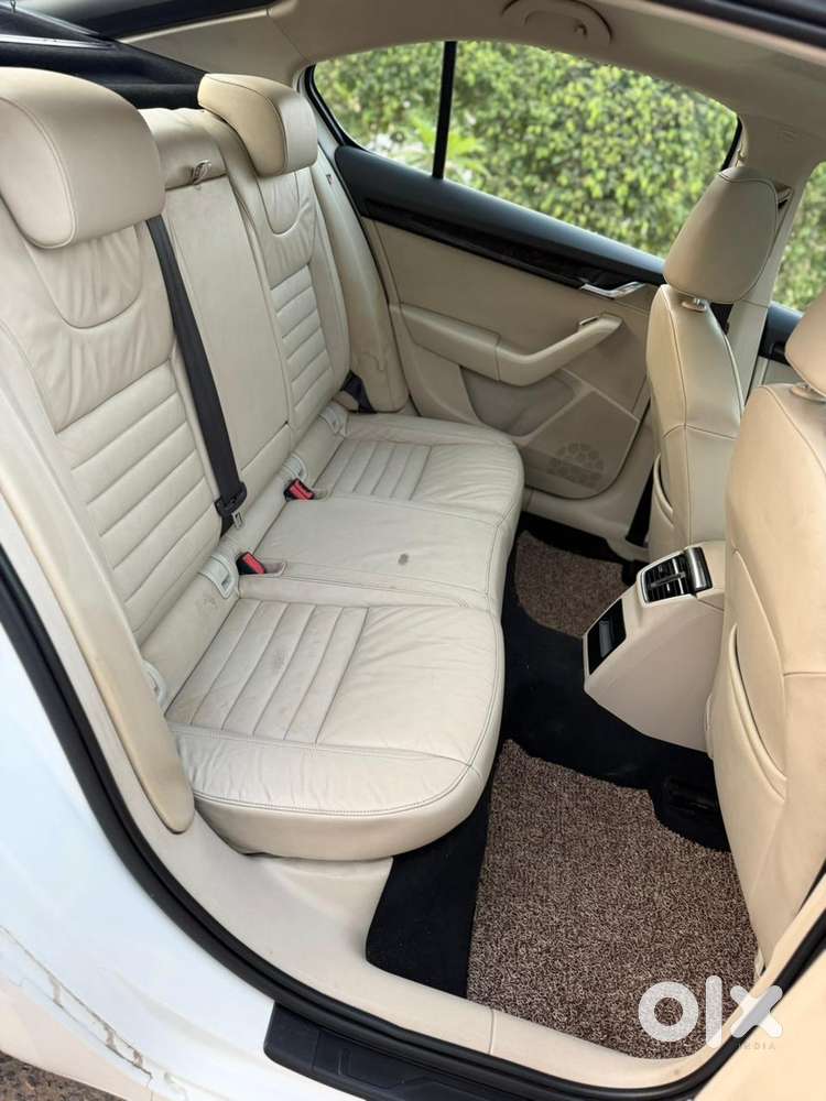 Skoda Octavia Ambition Plus 2.0 Tdi At, 2016, Diesel