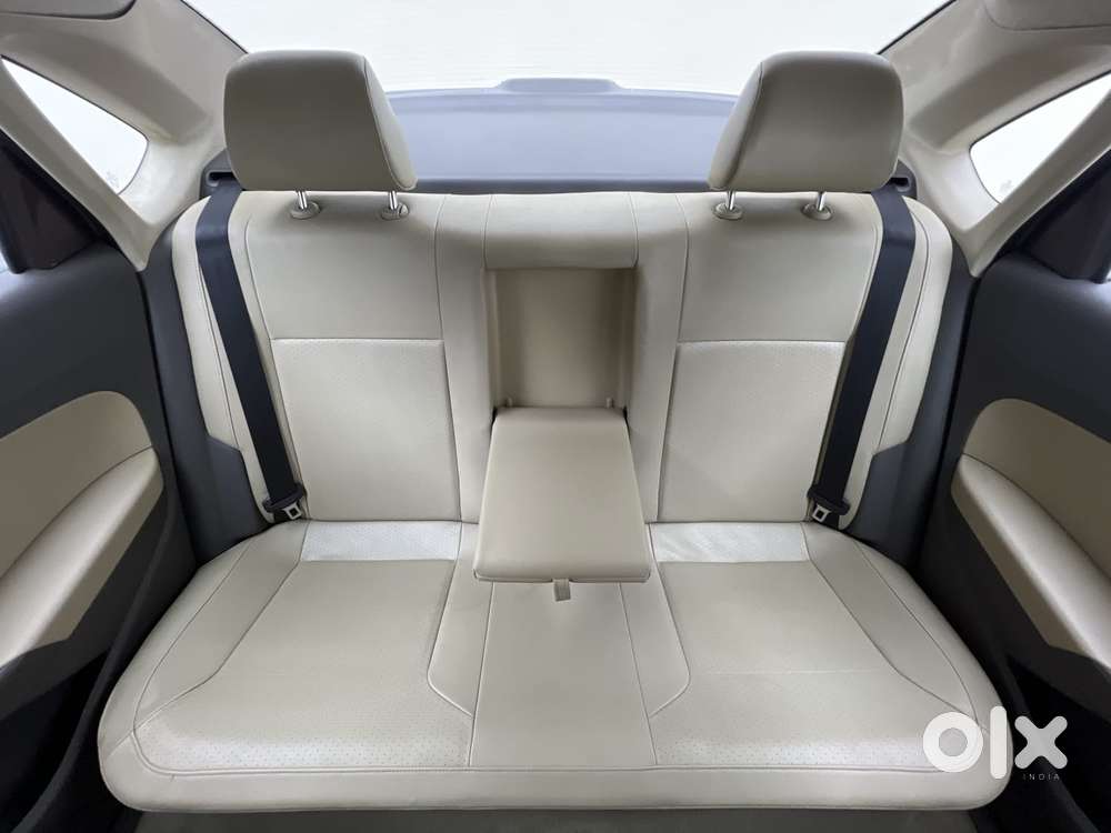 Volkswagen Vento 1.6 Highline, 2016, Petrol