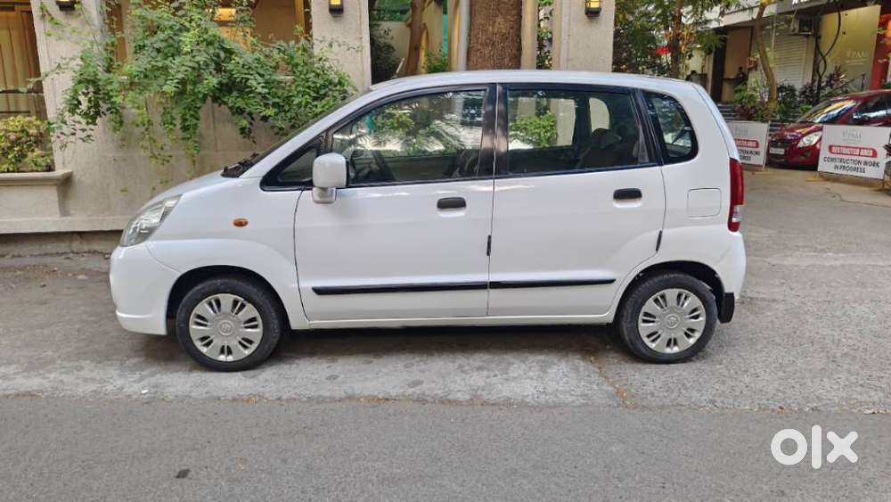 Maruti Suzuki Zen Estilo Vxi Bsiv, 2012, Petrol