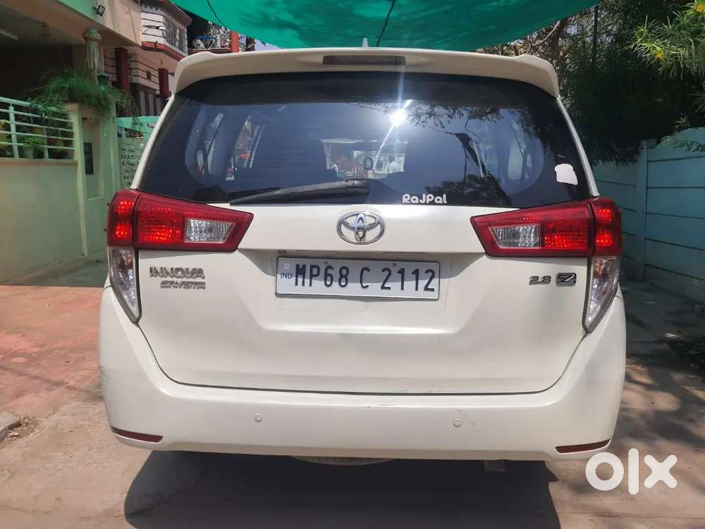 Toyota Innova Crysta 2017 Diesel Automatic. 2.8z Automatic