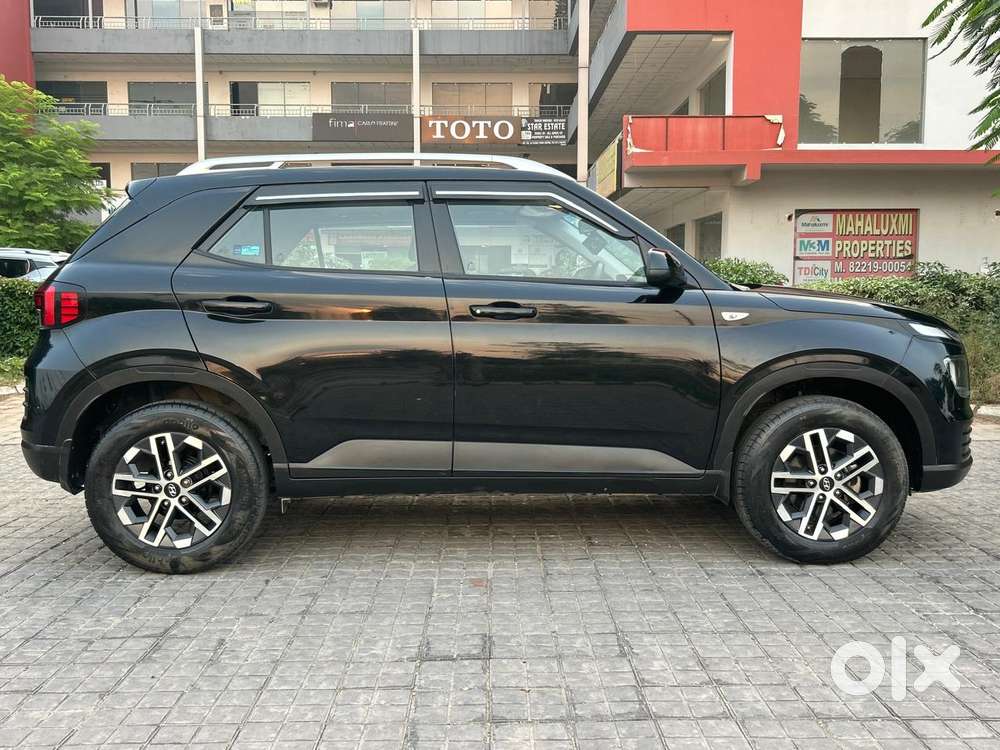 Hyundai Venue 1.2 S Plus, 2024, Petrol