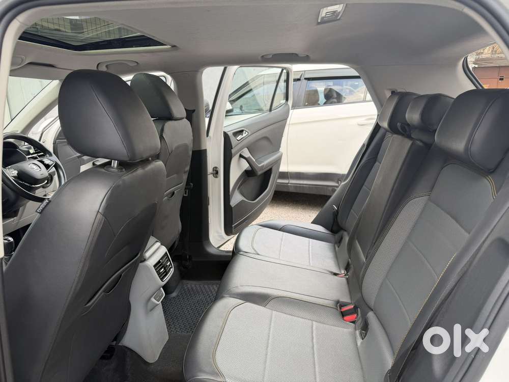 Skoda Kushaq 1.5 Tsi Style (6 Airbags) Dsg, 2022, Petrol