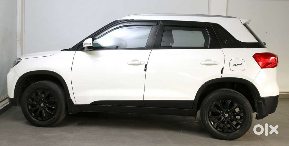 Maruti Suzuki Brezza 1.5 Zxi Smart Hybrid, 2020, Petrol