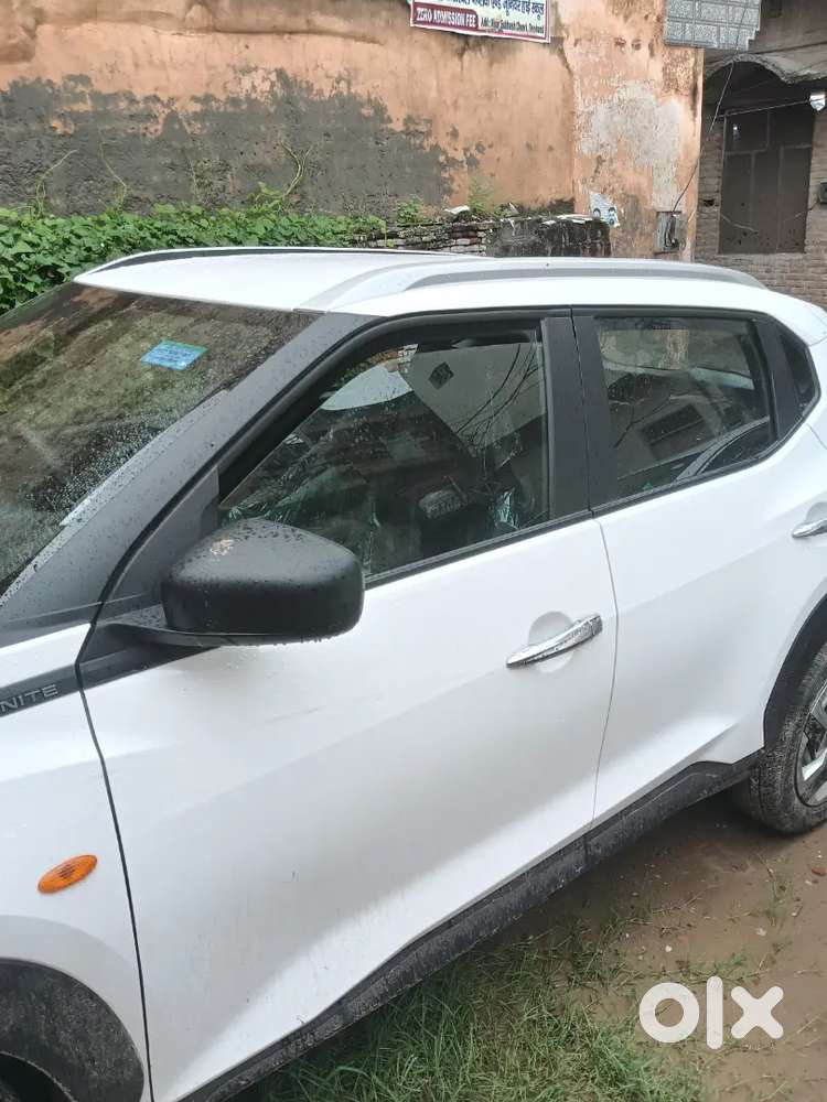 Nissan Magnite 2026 Petrol 4000 Km Driven