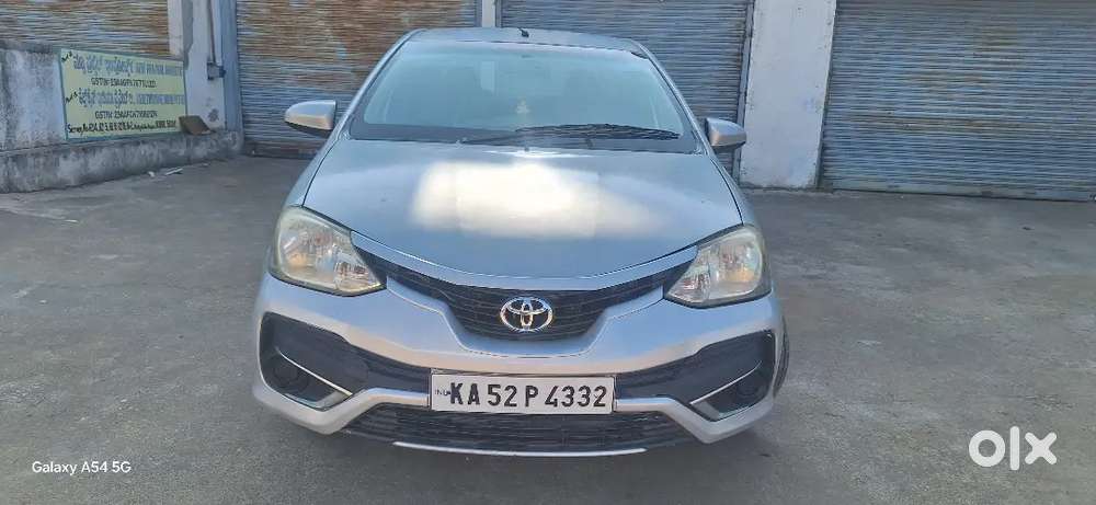 Good Condition New Toyota Clutch Plate And New Tyres New Seat Covers