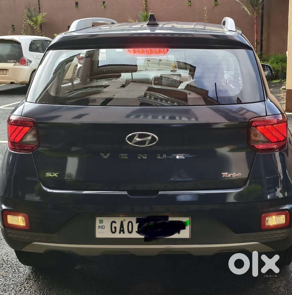 Hyundai Venue 2019 Petrol- Automatic