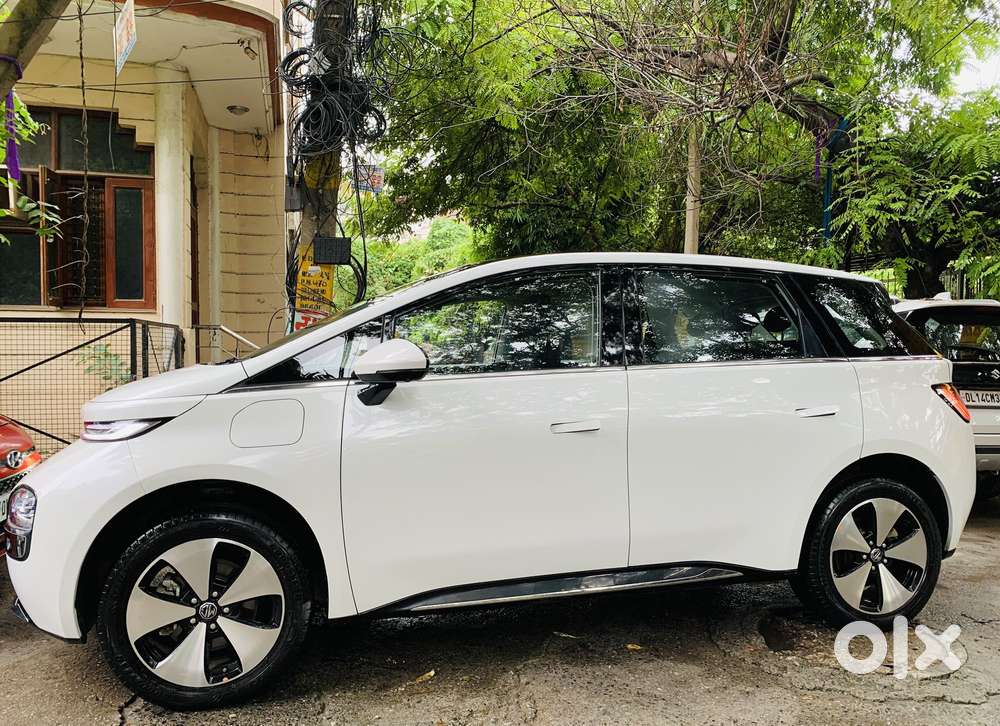 Mg Windsor Ev Essence, 2025, Electric