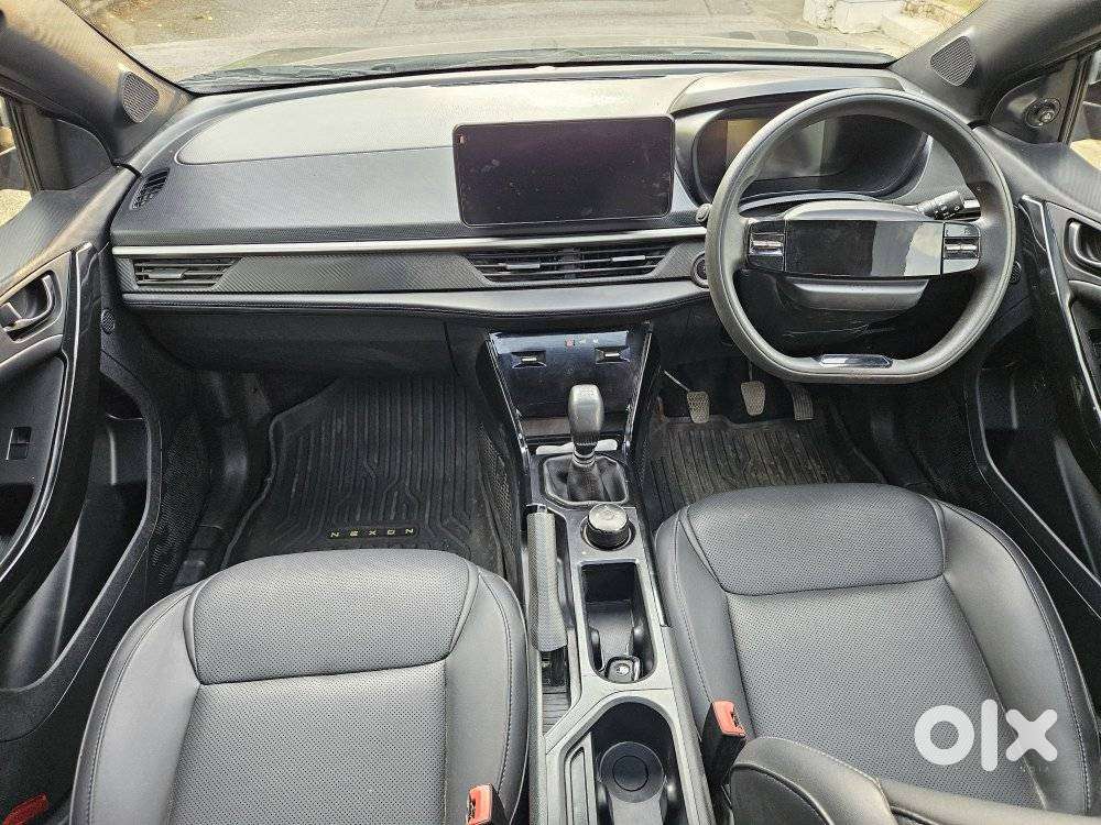 Tata Nexon Creative Plus 1.2 Petrol 6mt Dark Edition, 2024, Petrol