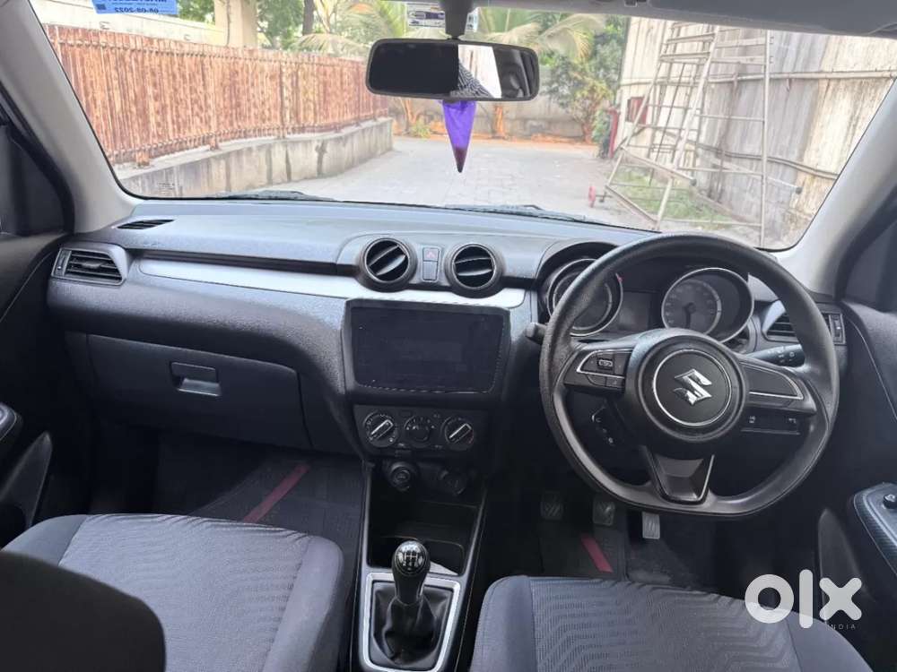 Maruti Suzuki Swift Vxi, 2022, Petrol