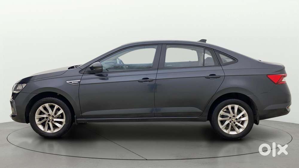 Skoda Slavia 1.0 Ambition Tsi At, 2022, Petrol