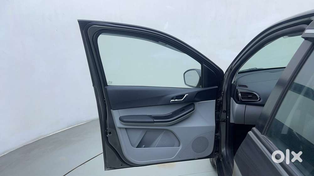Tata Tiago Xza Plus, 2020, Petrol