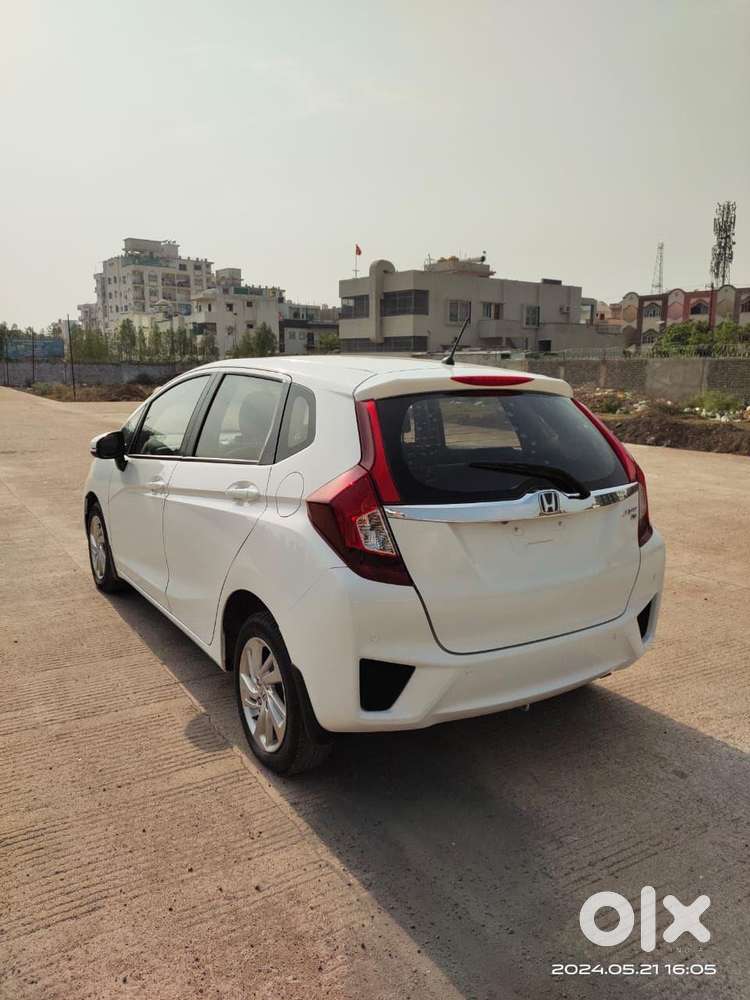 Honda Jazz V Automatic, 2016, Petrol