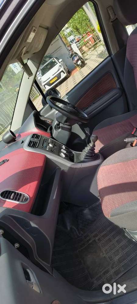 Maruti Suzuki Ritz Zxi, 2013, Petrol