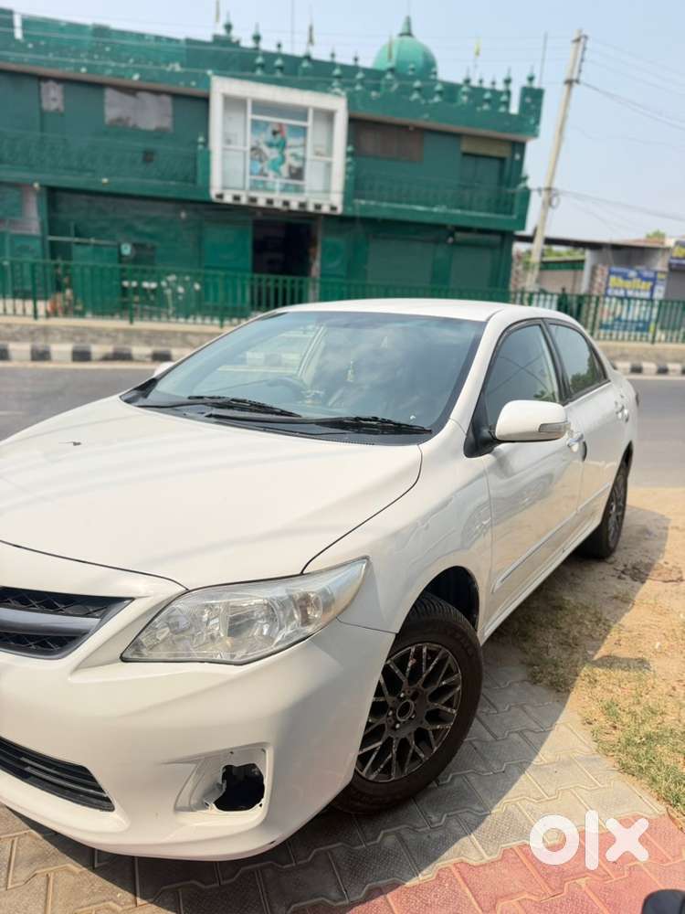 Toyota Corolla Altis 2012 Diesel Model