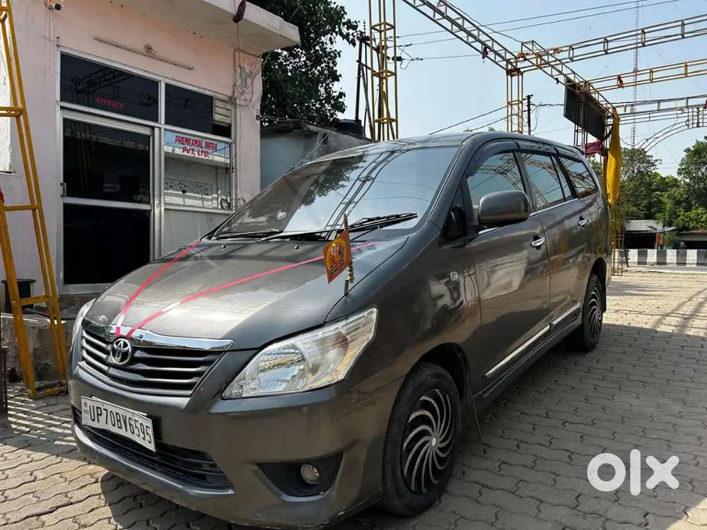 Toyota Innova 2013 Diesel Well Maintained Family Used Car