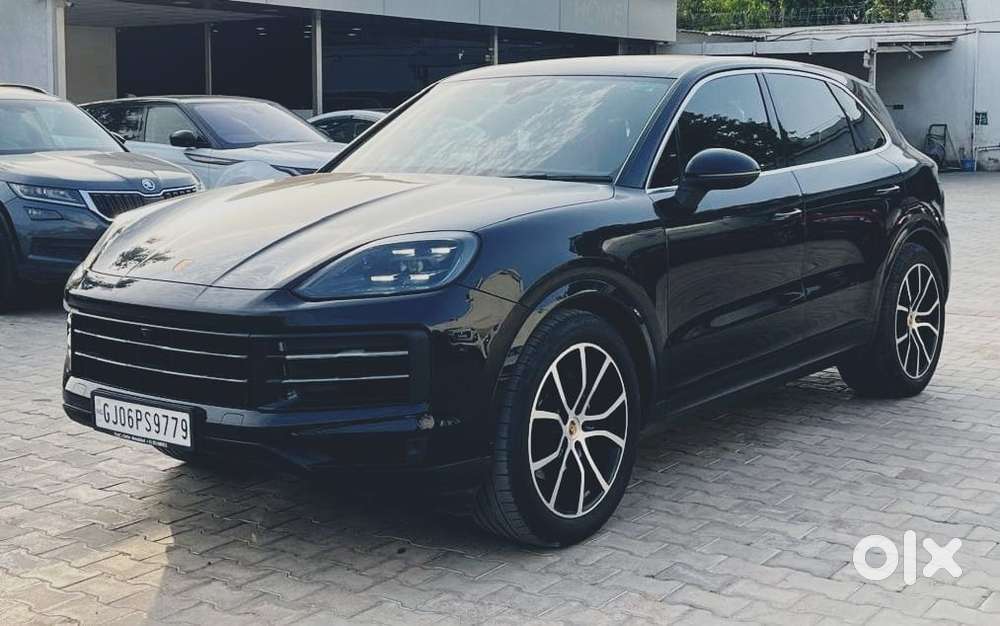 Porsche Cayenne Turbo S, 2024, Petrol
