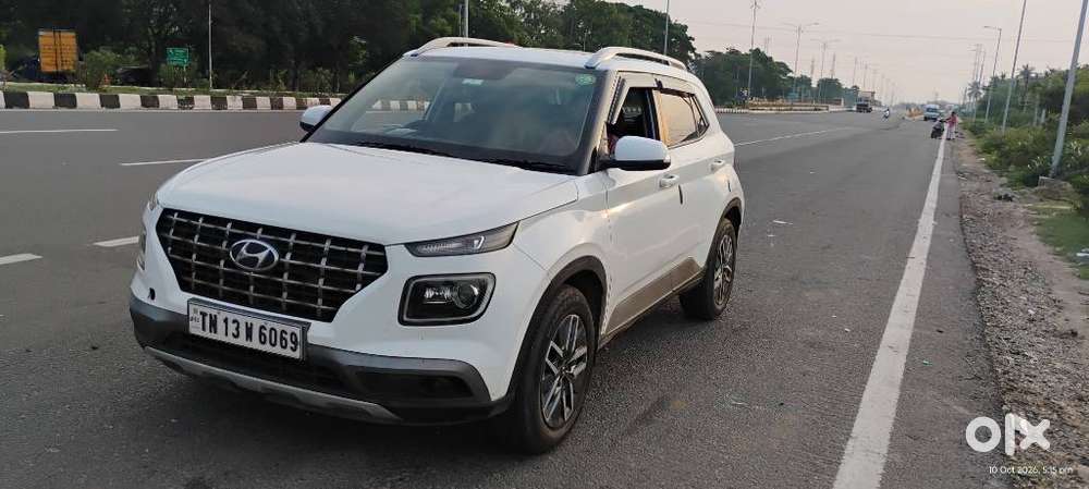 Hyundai Venue Sx (o) Mt 1.5 Diesel, 2021, Diesel