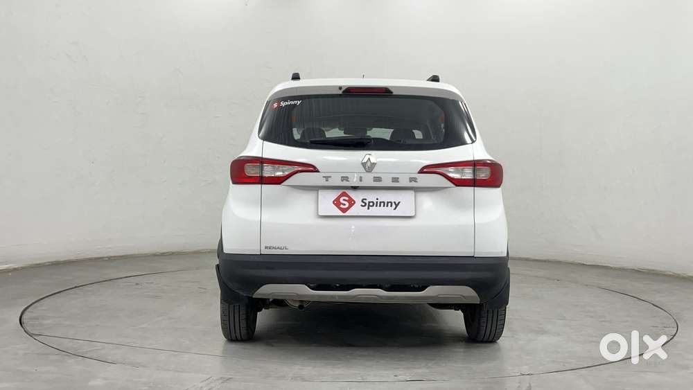 Renault Triber Rxz, 2022, Petrol