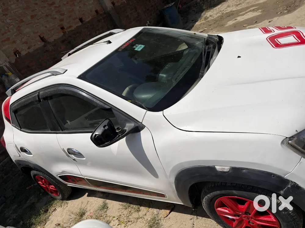 Kwid 1.0 Rxt Special Top Model All Best Condition Tyre Alloy Wheel