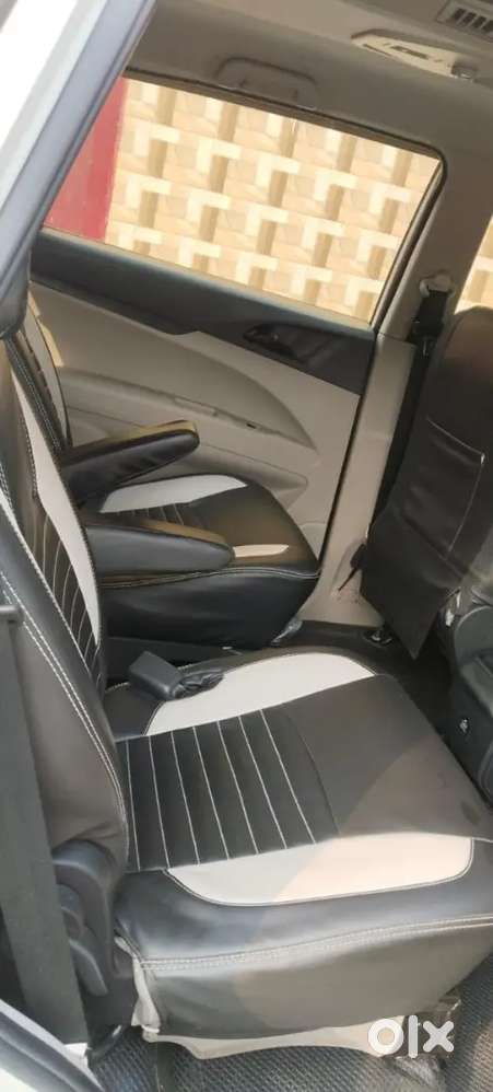 Mahindra Marazzo 2023