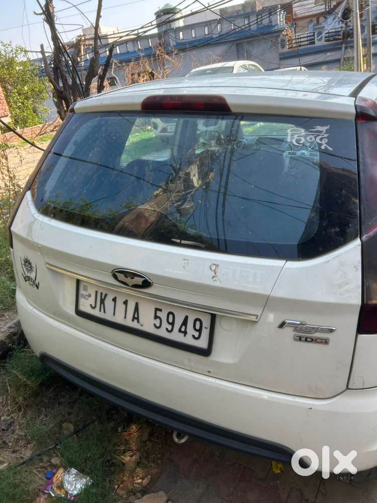 Ford Figo Diesel Zxi 2015