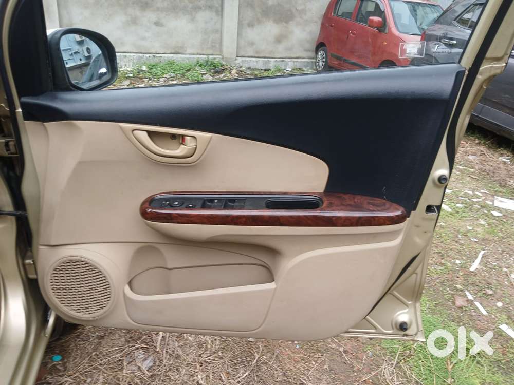 Honda Mobilio 1.5 V I-vtec, 2015, Petrol