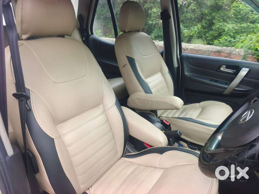Tata Safari Storme 2018