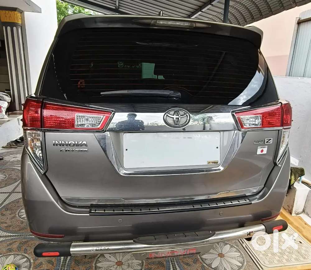 Toyota Innova Crysta 2017