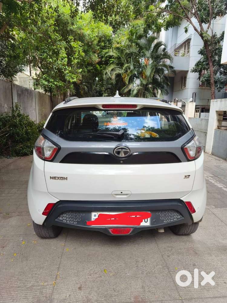 Well Maintained Tata Nexon 1st Owner Car