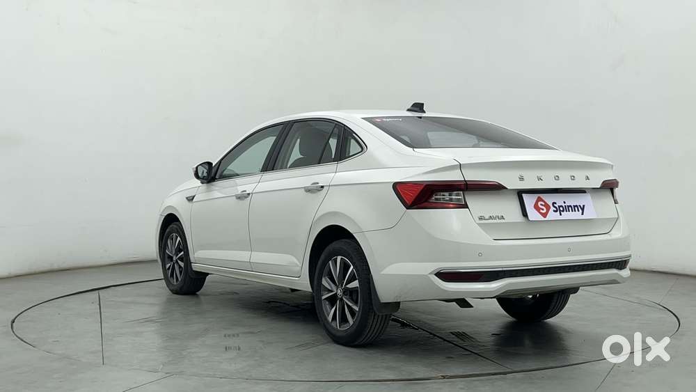 Skoda Slavia Style (non-sunroof), 2022, Petrol